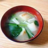 小松菜とえのきと麩の味噌汁